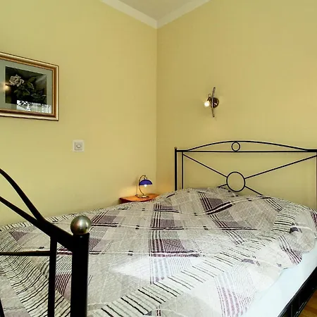 1 Bedroom Cozy In 波雷奇