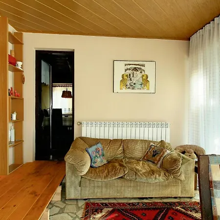 Апартаменты 1 Bedroom Cozy In