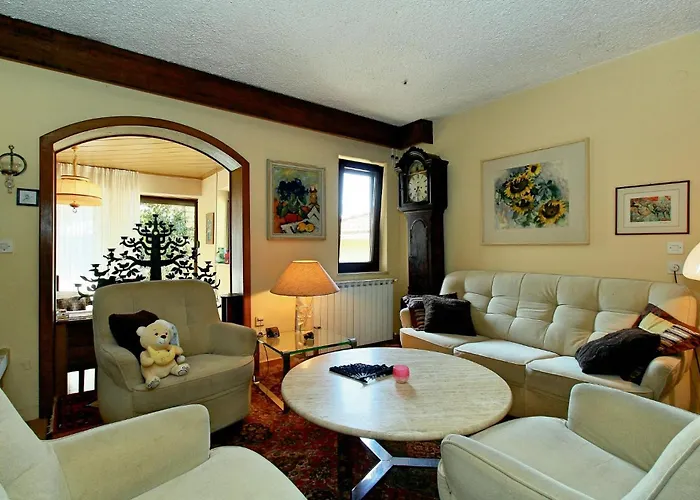 Апартаменты 1 Bedroom Cozy In